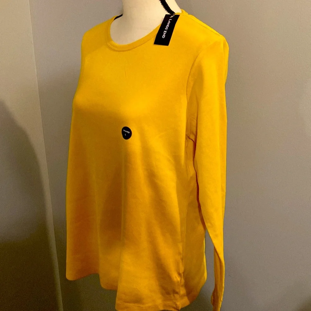 Lands End - Ladies Tee - Picture 3 of 7